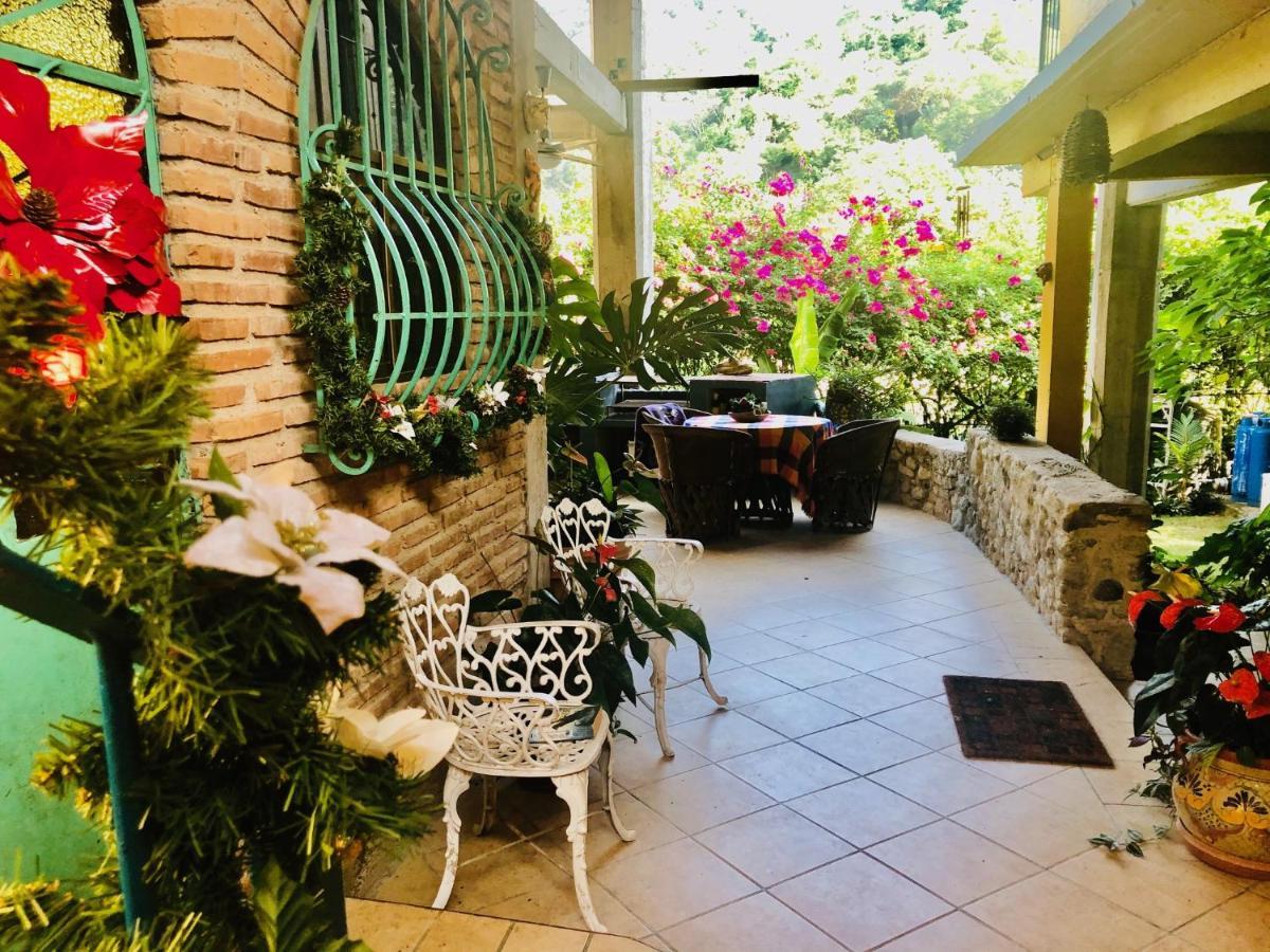 Casa Cereza Apartments Puerto Vallarta Ngoại thất bức ảnh